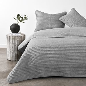 Quilt 2 Plazas Light Iron